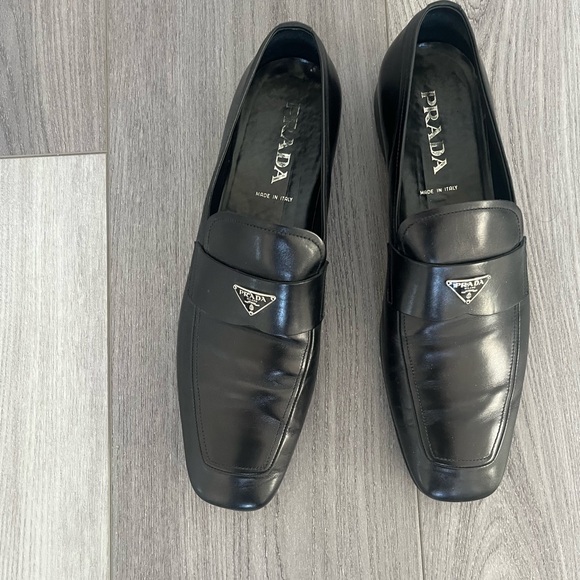 Prada Loafer for a loafer lover .. Great shoe.. - Picture 1 of 4